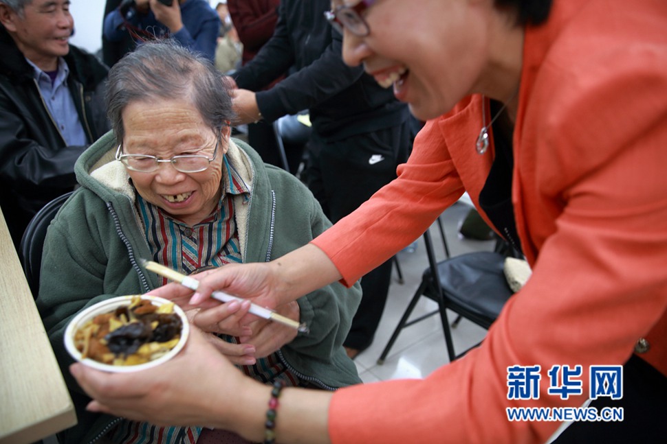 一碗長壽面，一片感恩情