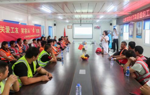 &ldquo;小病挺，大病拖&rdquo; 農(nóng)民工的健康保障如何破題？