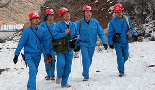 金牌工人竇鐵成：榮譽(yù)面前保持勞動(dòng)者本色