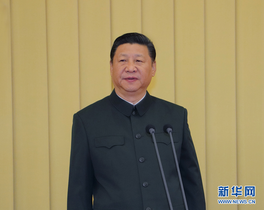 4月18日，中共中央總書記、國家主席、中央軍委主席習(xí)近平接見新調(diào)整組建軍級單位主官，并對各單位發(fā)布訓(xùn)令。這是習(xí)近平在發(fā)布訓(xùn)令。新華社記者 李剛 攝