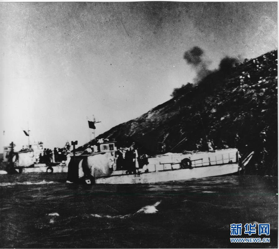 （人民海軍70年&middot;新華全媒頭條&middot;圖文互動）（2）向著深藍(lán)出發(fā)&mdash;&mdash;獻(xiàn)給人民海軍成立70周年