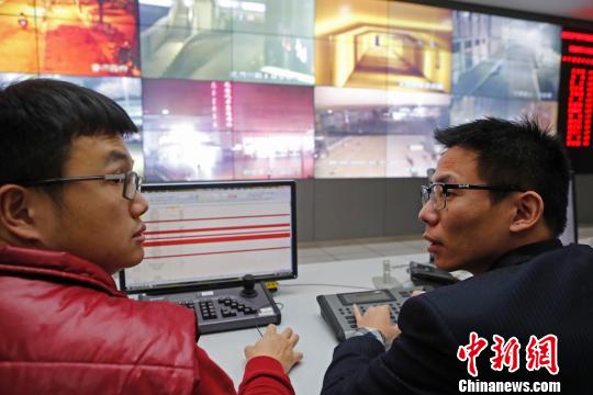 寒潮來襲上海加大對(duì)流浪、乞討等人員救助力度