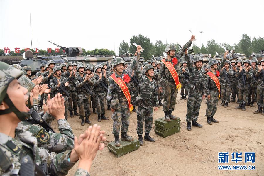 （圖文互動(dòng)）（1）勝戰(zhàn)密碼代代傳&mdash;&mdash;陸軍第83集團(tuán)軍某旅紅一連傳承紅色基因鍛造強(qiáng)軍標(biāo)兵記事