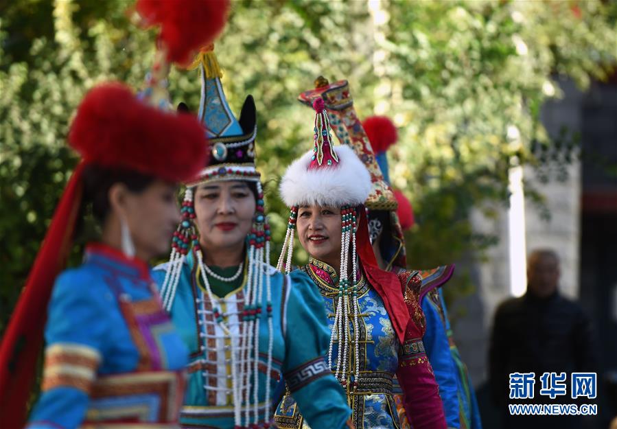 （圖文互動&middot;各民族團結(jié)互助）（1）民族一家親　濃濃團結(jié)情&mdash;&mdash;呼和浩特市清泉街社區(qū)民族團結(jié)工作側(cè)記