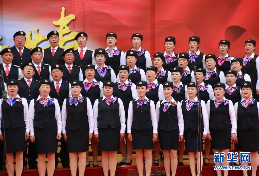 （在習(xí)近平新時(shí)代中國特色社會(huì)主義思想指引下&mdash;&mdash;新時(shí)代新作為新篇章&middot;圖文互動(dòng)）（3）歡樂的&ldquo;精氣神兒&rdquo;從哪來？&mdash;&mdash;&ldquo;東北小延安&rdquo;用&ldquo;文化密鑰&rdquo;解鎖基層治理