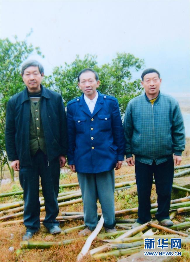 （新華全媒頭條&middot;愛(ài)國(guó)情 奮斗者&middot;圖文互動(dòng)）（11）致敬，為祖國(guó)獻(xiàn)身的英雄！