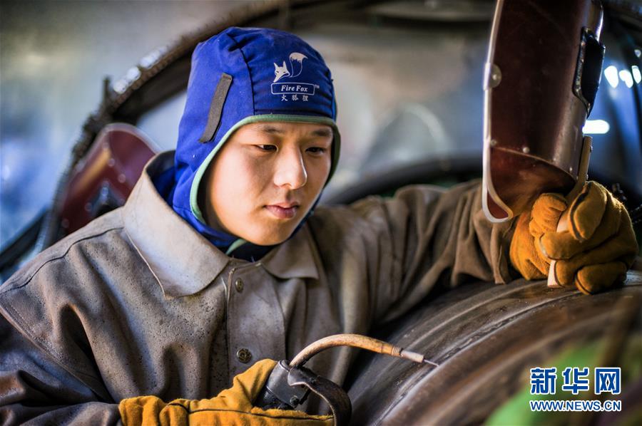 （新華全媒頭條&middot;愛(ài)國(guó)情 奮斗者&middot;圖文互動(dòng)）（3）以青春之我，創(chuàng)青春中國(guó)&mdash;&mdash;寫(xiě)在五四運(yùn)動(dòng)100周年之際