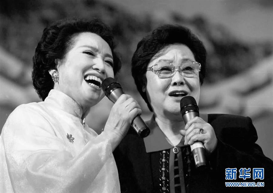 （壯麗70年&middot;奮斗新時代&mdash;&mdash;共和國發(fā)展成就巡禮）（2）人民是活水源頭&mdash;&mdash;新中國現(xiàn)實(shí)題材文藝創(chuàng)作巡禮