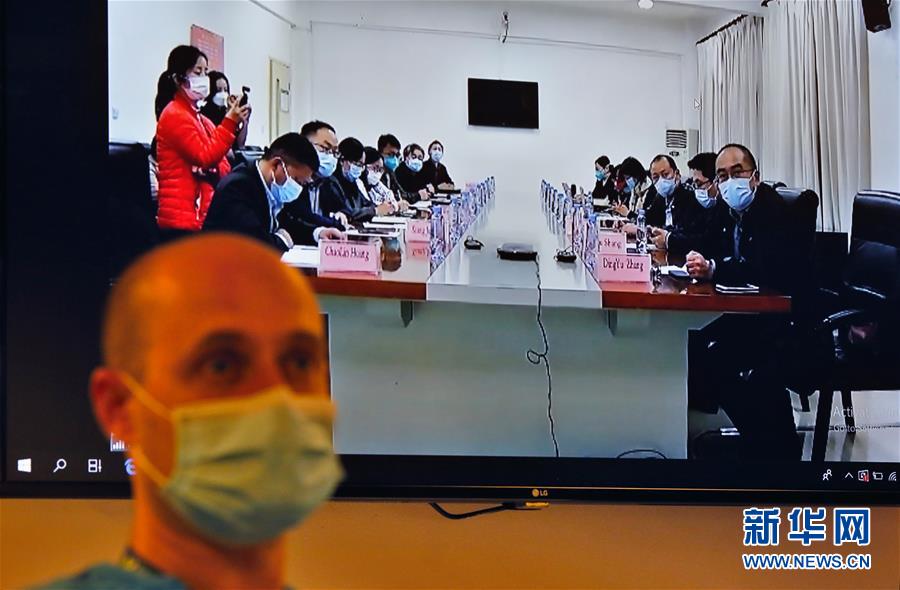 （聚焦疫情防控&middot;圖文互動(dòng)）（13）分秒必爭！一切為了治病救人&mdash;&mdash;中國抗疫生命至上的生動(dòng)實(shí)踐