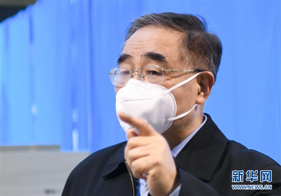 （聚焦疫情防控&middot;圖文互動(dòng)）（7）分秒必爭！一切為了治病救人&mdash;&mdash;中國抗疫生命至上的生動(dòng)實(shí)踐