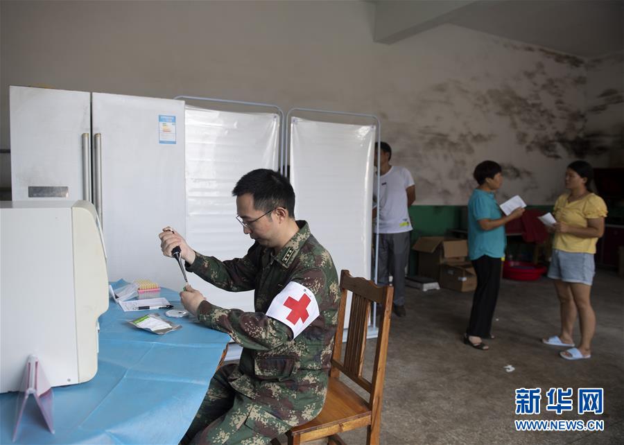 （防汛抗洪&middot;圖文互動）（4）穿梭&ldquo;孤島&rdquo;的火箭軍醫(yī)療隊(duì)