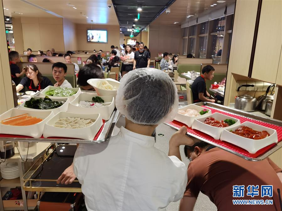 （在習近平新時代中國特色社會主義思想指引下&mdash;&mdash;新時代新作為新篇章&middot;習近平總書記關(guān)切事&middot;圖文互動）（2）珍惜盤中餐，狠剎浪費風&mdash;&mdash;各地積極行動堅決制止餐飲浪費