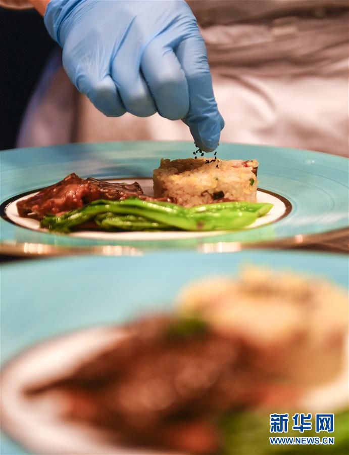 （在習近平新時代中國特色社會主義思想指引下&mdash;&mdash;新時代新作為新篇章&middot;習近平總書記關(guān)切事&middot;圖文互動）（5）珍惜盤中餐，狠剎浪費風&mdash;&mdash;各地積極行動堅決制止餐飲浪費