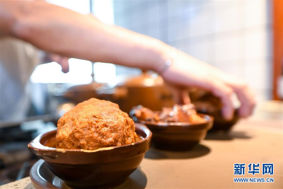 （在習近平新時代中國特色社會主義思想指引下&mdash;&mdash;新時代新作為新篇章&middot;習近平總書記關(guān)切事&middot;圖文互動）（7）珍惜盤中餐，狠剎浪費風&mdash;&mdash;各地積極行動堅決制止餐飲浪費