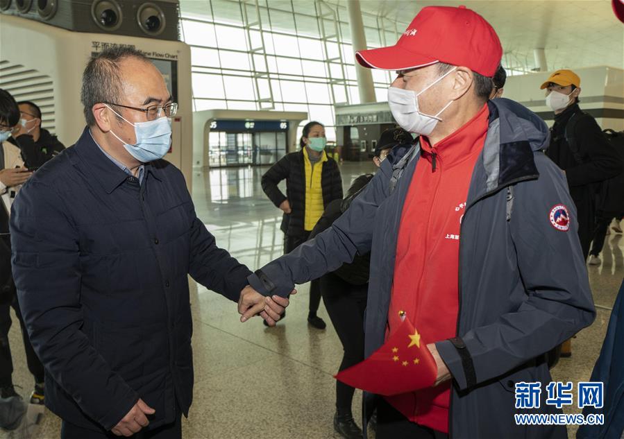 （圖文互動）（2）追趕時(shí)間的人&mdash;&mdash;記&ldquo;人民英雄&rdquo;國家榮譽(yù)稱號獲得者張定宇