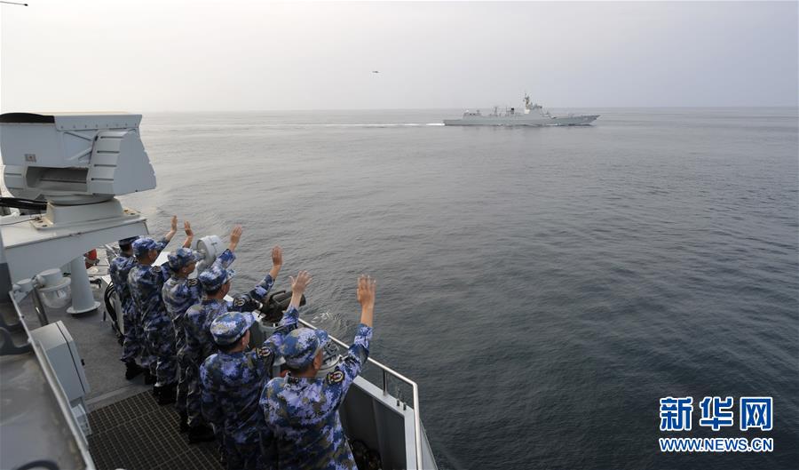 （國(guó)際）（2）中國(guó)海軍第35、36批護(hù)航編隊(duì)在亞丁灣完成任務(wù)交接
