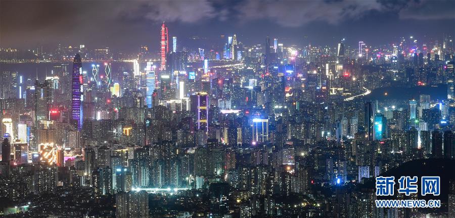 （在習近平新時代中國特色社會主義思想指引下&mdash;&mdash;新時代新作為新篇章&middot;習近平總書記關切事&middot;圖文互動）（15）我家大門常打開&mdash;&mdash;經濟特區(qū)全方位對外開放故事