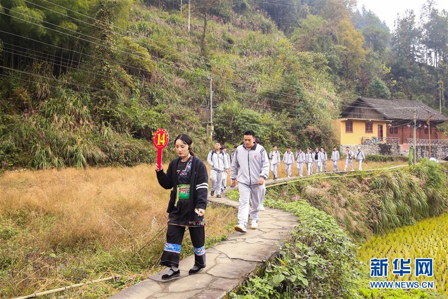 （在習近平新時代中國特色社會主義思想指引下&mdash;&mdash;新時代新作為新篇章&middot;習近平總書記關(guān)切事&middot;圖文互動）（3）精準扶貧7年，十八洞村&ldquo;長&rdquo;出10余種新職業(yè)