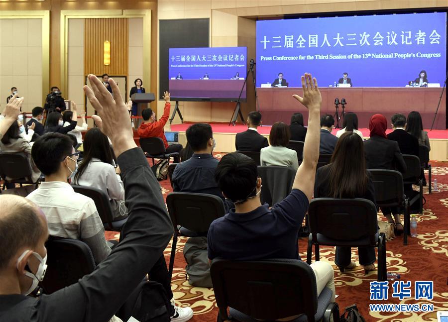 （兩會&middot;XHDW）（17）李克強出席記者會并回答中外記者提問