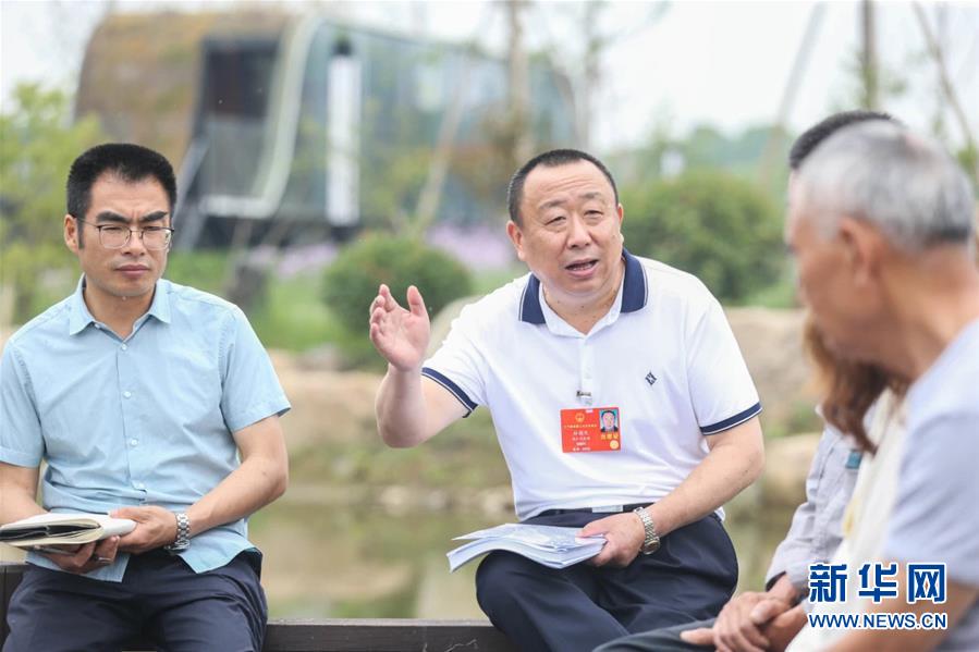 （新華全媒頭條&middot;兩會(huì)精神看落實(shí)&middot;圖文互動(dòng)）（2）整體謀劃、系統(tǒng)升級(jí)、全面提升&mdash;&mdash;落實(shí)全國(guó)兩會(huì)精神織牢織密公共衛(wèi)生防護(hù)網(wǎng)