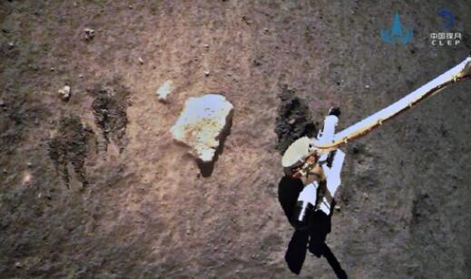 嫦娥五號(hào)探測器完成月面自動(dòng)采樣封裝 有效載荷工作正常