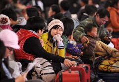 盤點農(nóng)民工春節(jié)帶回家禮物：平安到家最重要