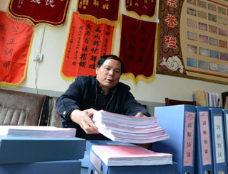 &ldquo;一離開(kāi)群眾，內(nèi)心就感到孤獨(dú)&rdquo;&mdash;&mdash;記&ldquo;鄉(xiāng)村判官&rdquo;楊斌圣