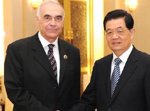 胡錦濤會(huì)見埃及總統(tǒng)特使、外長(zhǎng)阿姆魯
