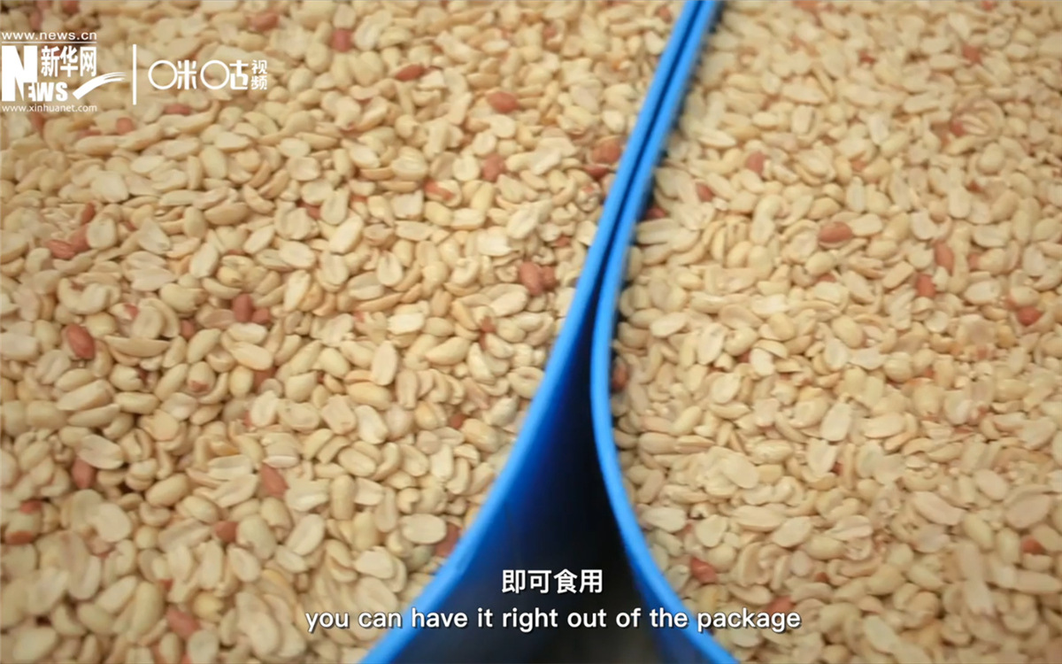 RUTF營養(yǎng)包以花生醬為基底，加入了牛奶、糖、復(fù)合維生素和微量礦物質(zhì)