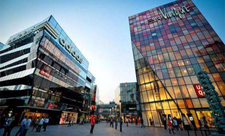 線下遭遇停業(yè)潮，球鞋市場如何自救？