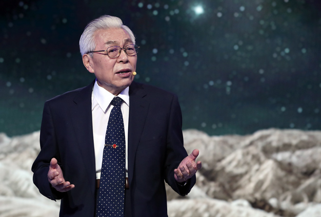 雖然已經(jīng)84歲了，但我還會加倍努力。