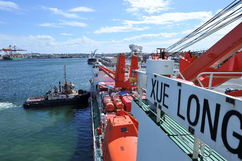 &ldquo;雪龍&rdquo;號在澳大利亞補(bǔ)給(高清組圖)