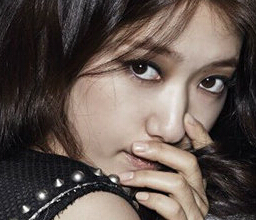 女星波浪卷發(fā)美著呢！