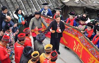 新起點，書寫新時代的新答卷&mdash;&mdash;從2018年全國兩會看決勝全面建成小康社會