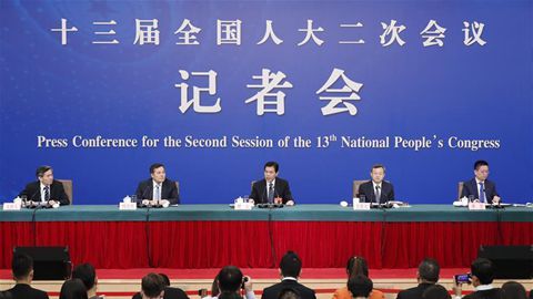 商務(wù)部就&ldquo;促進(jìn)形成強(qiáng)大國(guó)內(nèi)市場(chǎng) 推動(dòng)全方位對(duì)外開(kāi)放&rdquo;答記者問(wèn)