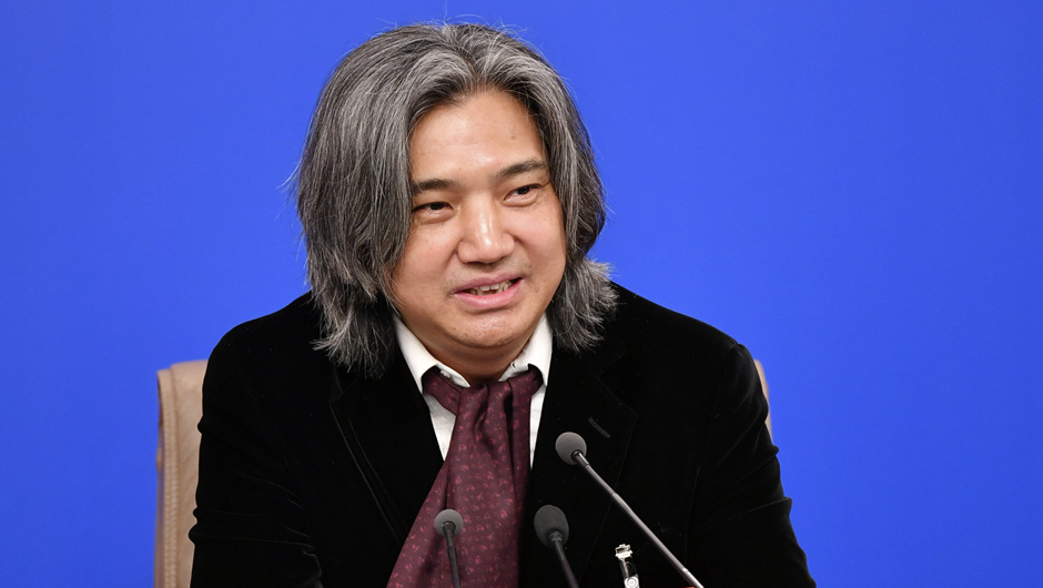 全國(guó)政協(xié)常委、文化文史和學(xué)習(xí)委員會(huì)委員，中國(guó)美術(shù)館館長(zhǎng)，中國(guó)美術(shù)家協(xié)會(huì)副主席 吳為山