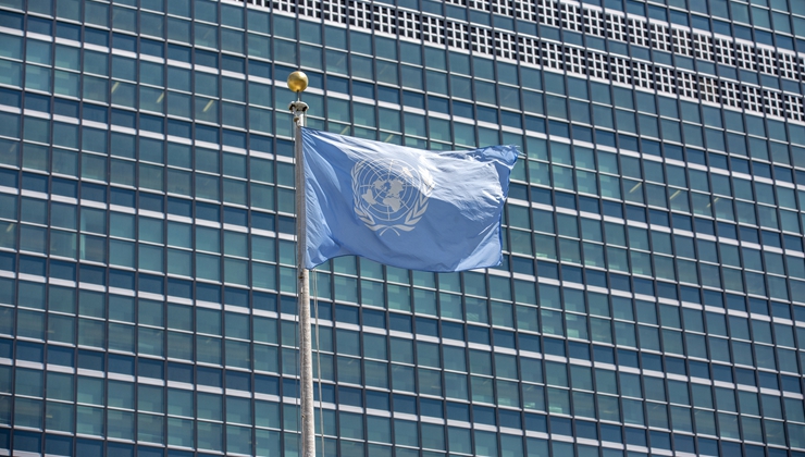 新華社評(píng)論員：建設(shè)和諧合作的國際大家庭&mdash;&mdash;評(píng)習(xí)近平主席在聯(lián)合國成立75周年紀(jì)念峰會(huì)重要講話