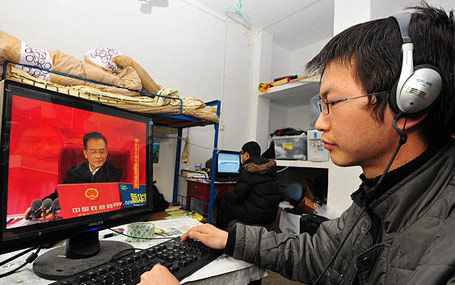 2010年網(wǎng)友關(guān)注溫家寶總理接受中國政府網(wǎng)、新華網(wǎng)聯(lián)合專訪