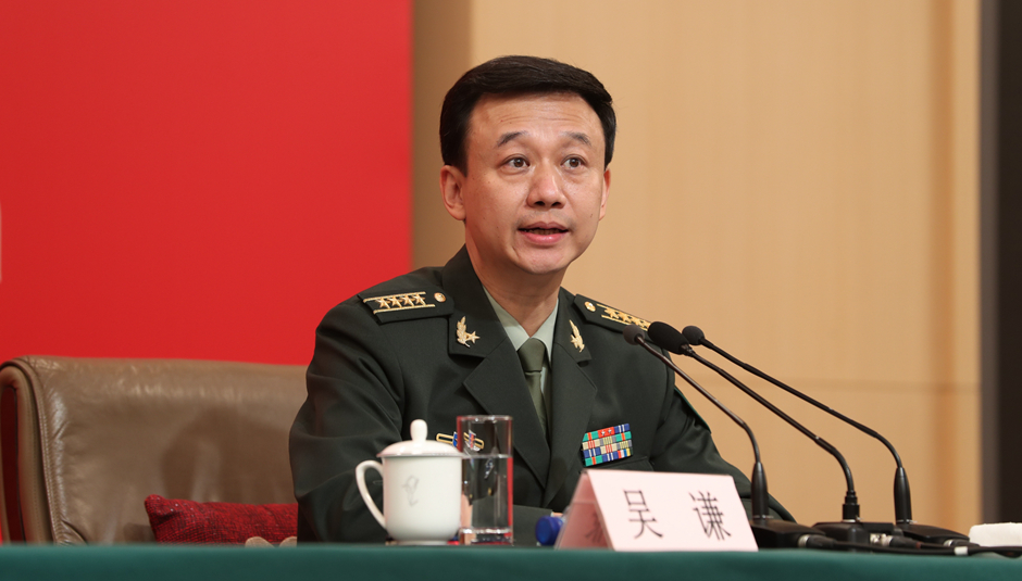 國(guó)防部新聞局局長(zhǎng)、國(guó)防部新聞發(fā)言人吳謙大校介紹相關(guān)情況