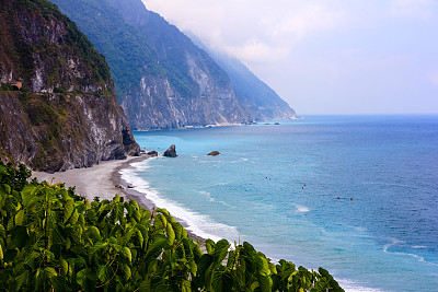 國務(wù)院臺辦、國家發(fā)展改革委等出臺《關(guān)于促進兩岸經(jīng)濟文化交流合作的若干措施》