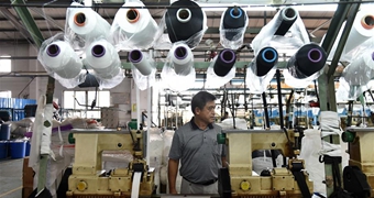 人民日報評論員：歷史不能選擇，現(xiàn)在可以把握，未來可以開創(chuàng)