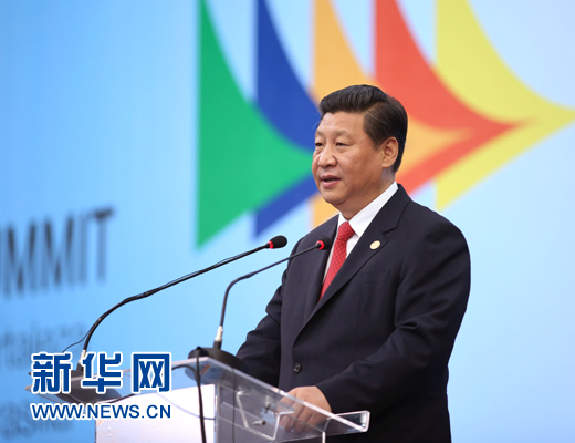 7月15日，國家主席習(xí)近平在巴西福塔萊薩出席金磚國家領(lǐng)導(dǎo)人第六次會(huì)晤并發(fā)表重要講話。 新華社記者 蘭紅光 攝