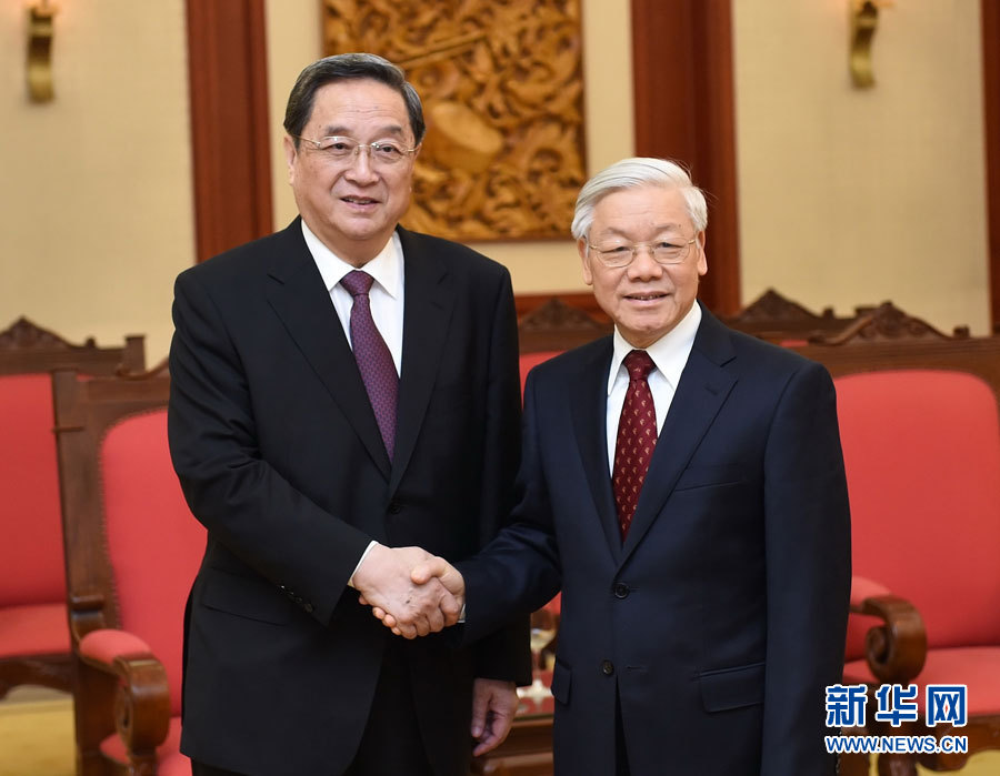12月25日至27日，中共中央政治局常委、全國政協(xié)主席俞正聲對越南進行正式訪問。這是12月26日，俞正聲在河內(nèi)會見越共中央總書記阮富仲。 新華社記者劉建生攝