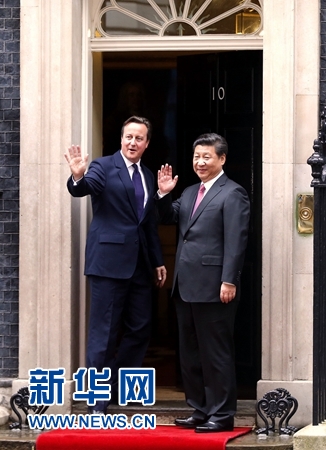 10月21日，國(guó)家主席習(xí)近平在倫敦唐寧街首相府同英國(guó)首相卡梅倫舉行會(huì)談。 新華社記者 鞠鵬 攝 