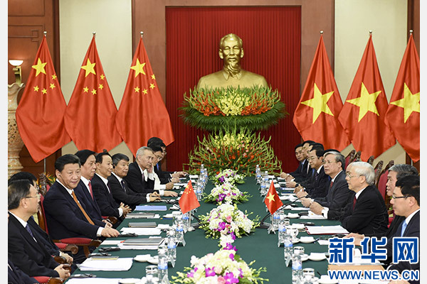 11月5日，中共中央總書記、國家主席習(xí)近平在河內(nèi)同越共中央總書記阮富仲舉行會談。 新華社記者李學(xué)仁攝