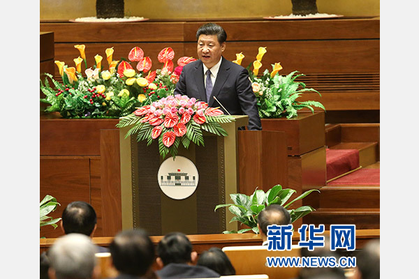 11月6日，中共中央總書記、國(guó)家主席習(xí)近平在越南國(guó)會(huì)發(fā)表題為《共同譜寫中越友好新篇章》的重要演講。 新華社記者 龐興雷 攝