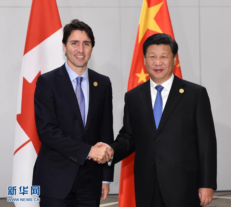 11月16日，國家主席習(xí)近平在土耳其安塔利亞會(huì)見加拿大總理特魯多。 新華社記者 饒愛民 攝
