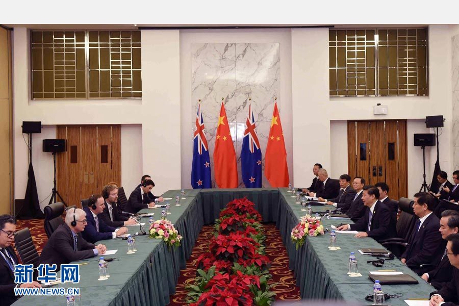 11月18日，國家主席習(xí)近平在菲律賓馬尼拉會見新西蘭總理約翰&middot;基。 新華社記者 饒愛民 攝