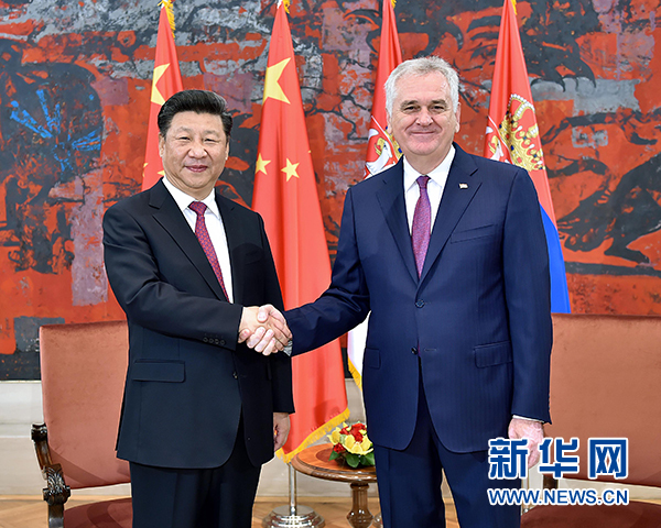 6月18日，國(guó)家主席習(xí)近平在貝爾格萊德同塞爾維亞總統(tǒng)尼科利奇舉行會(huì)談。 新華社記者 李濤 攝 