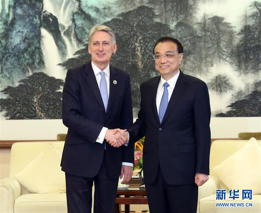 （時政）李克強會見英國首相特別代表、財政大臣哈蒙德
